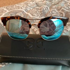 Sam Edelman Browbar Clubster tortoiseshell sunnies